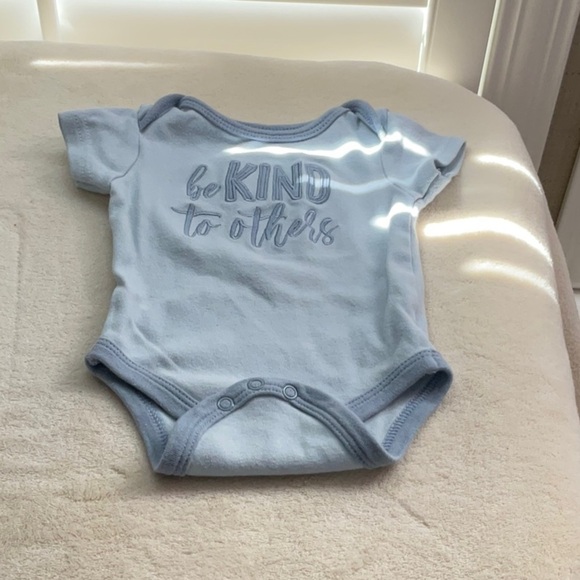 ONIES - Picture 5 of 13